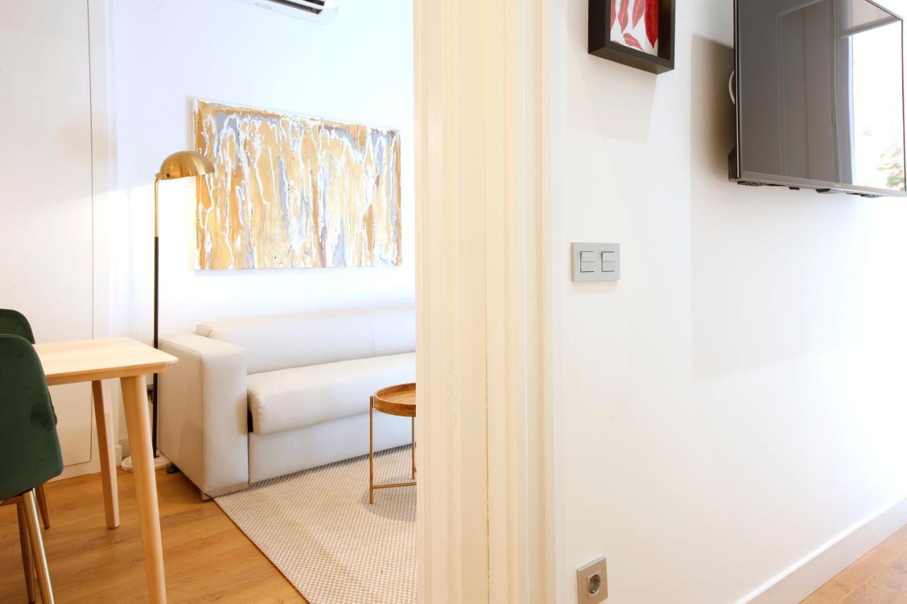 Tirso Suite Madri Exterior foto